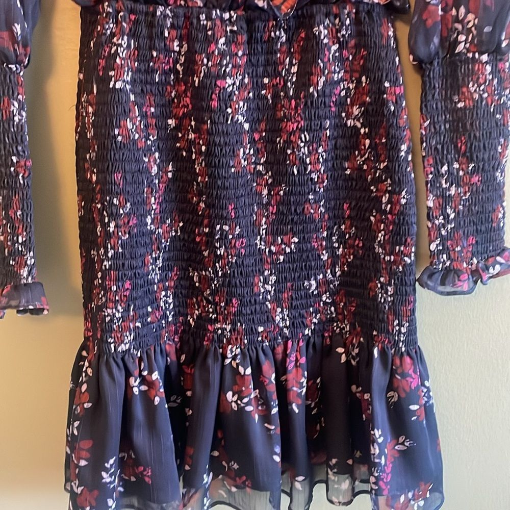 Keepsake Embrace Smocked Longsleeve VNeck Mini Dress Navy Floral Cocktail Sz S - Picture 12 of 12